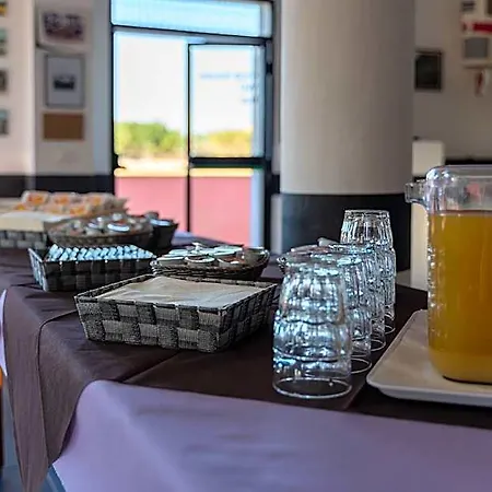 Hotel La Meta Sporting *